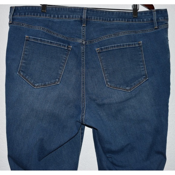 Old Navy Kicker Boot Stretch Jeans Size 22 Mid Rise Soft Blue Denim 5-Pocket - Picture 4 of 16